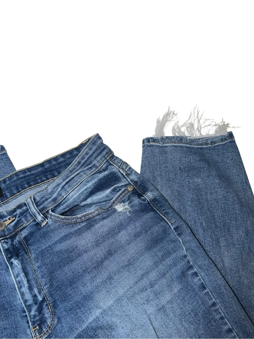Judy Blue Medium Blue Distressed Ankle Crop Jeans